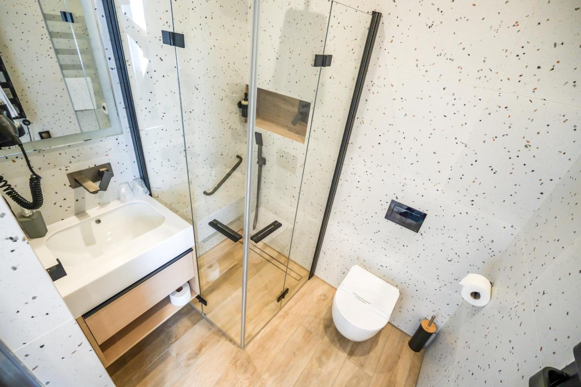 Hotel Jarota Jarocin Eksteriør billede